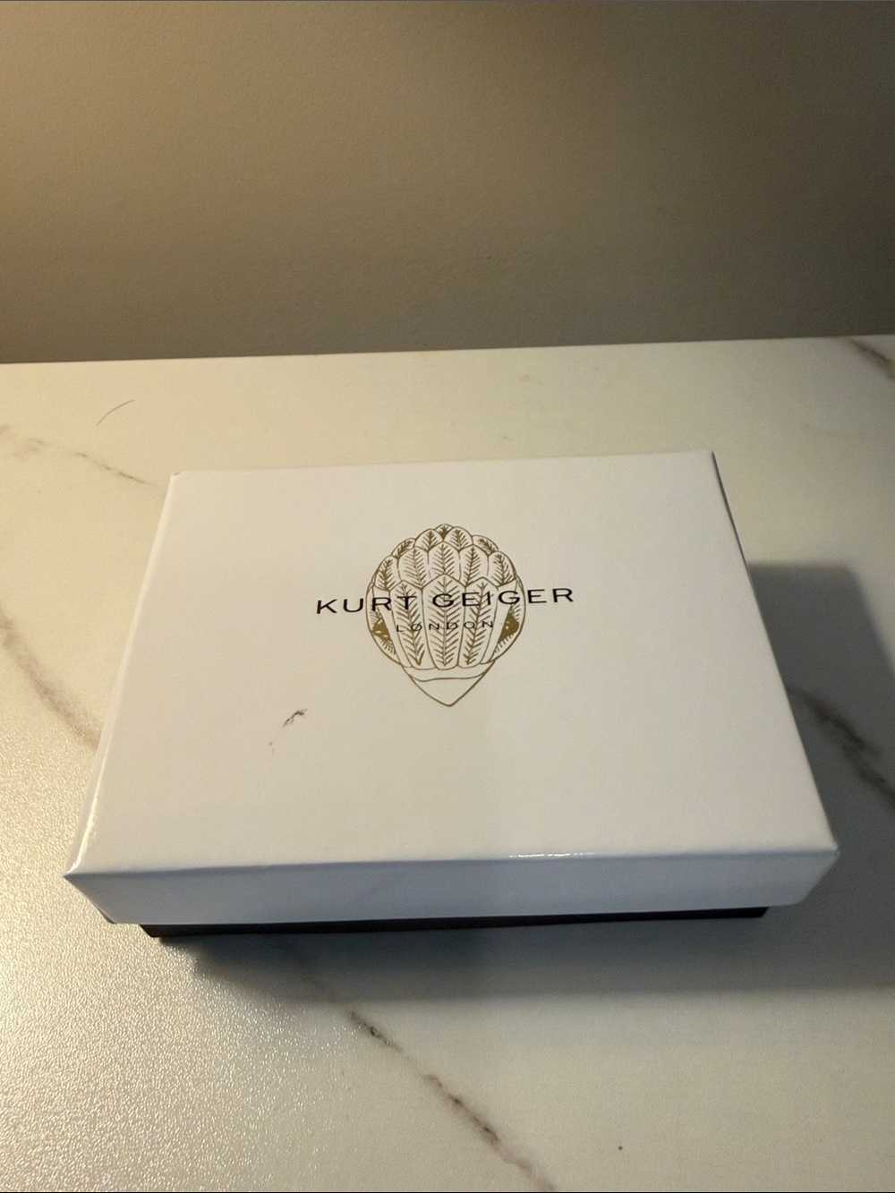 Kurt Geiger Coral Quilted Leather Snap Card Wallet - Picture 4 of 4